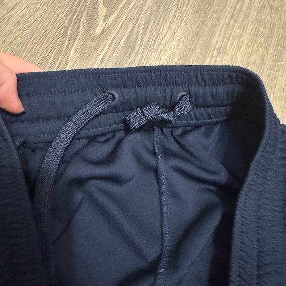 Philadelphia 76ers Men’s Nike NBA shorts - Picture 6 of 7